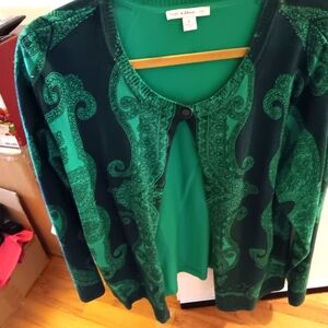 Women's sweater